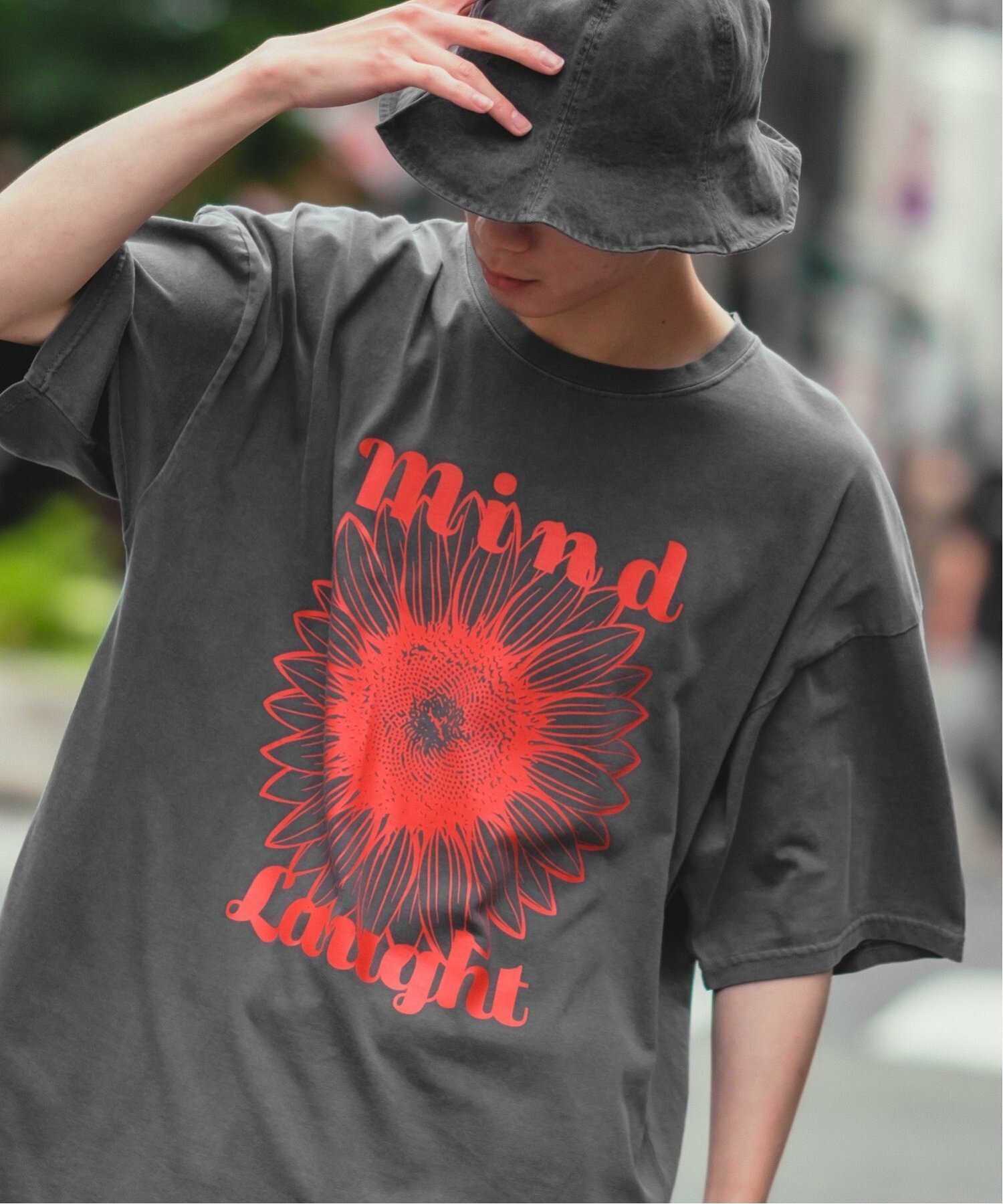 UAU ワオ ピグメント加工 Mind Laught フラワー ロゴ プリント 半袖Tシャツ
